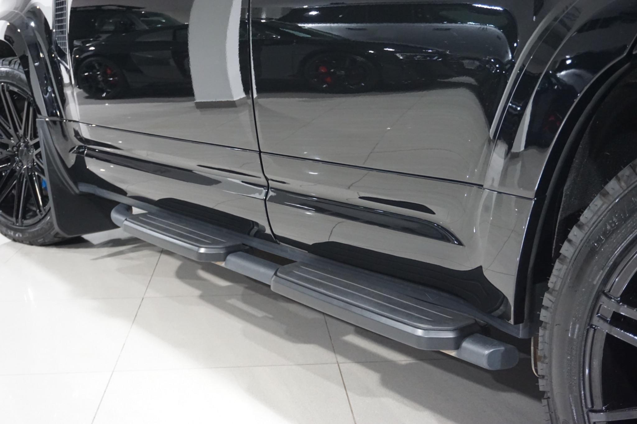 Land Rover Defender 110 3.0 D250 MHEV X-Dynamic HSE Auto 4WD Euro 6 (s/s) 5dr